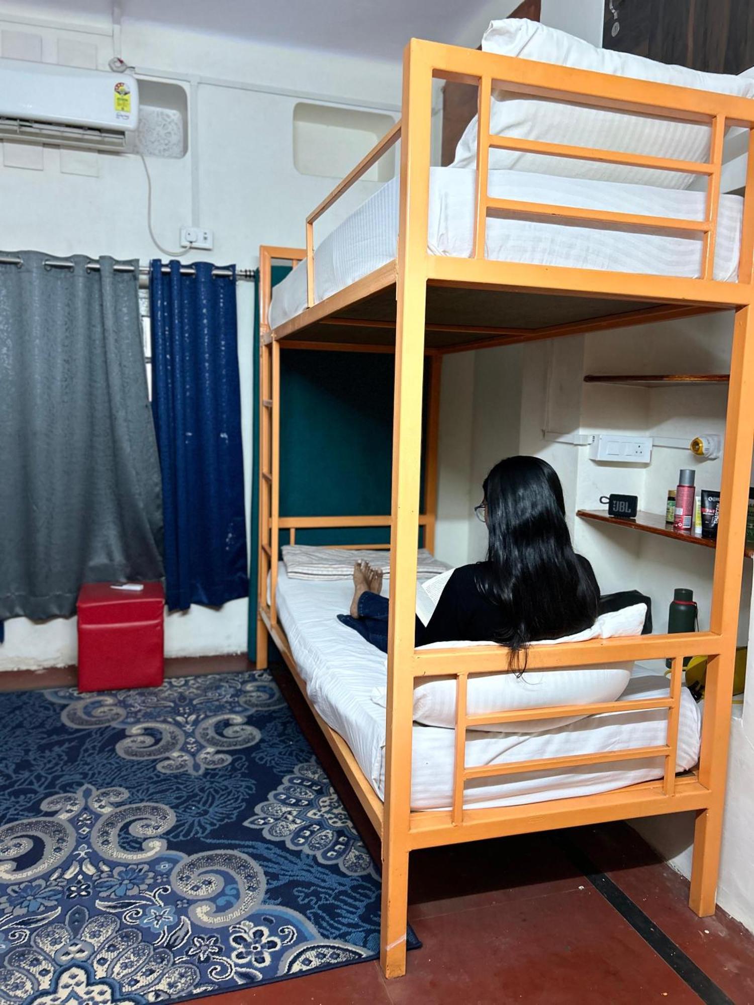Inka Kashi Hostel バラナシ エクステリア 写真